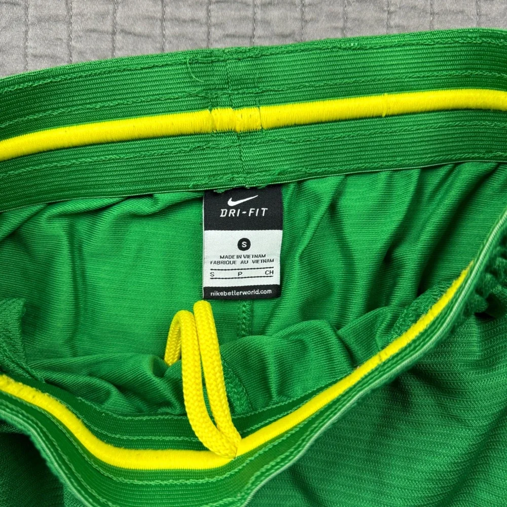 Nike Mens Small Oregon Ducks Dri-FIT Basketball Shorts Green Yellow Sportswear